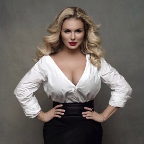 Анна Семенович
