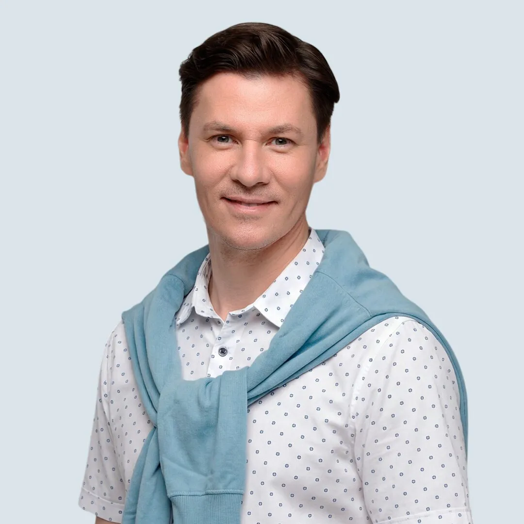 Максим Привалов